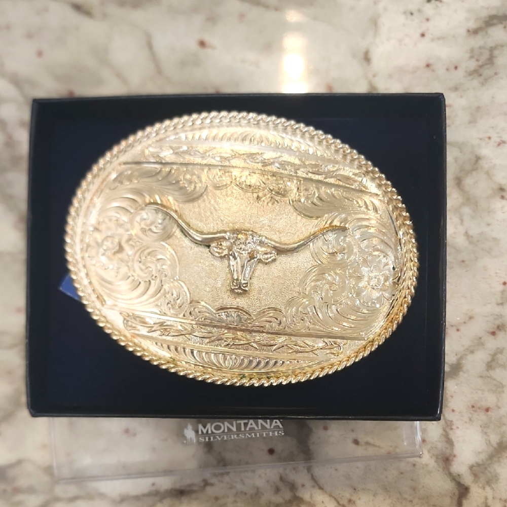 Montana Silversmiths Gold Belt Buckle